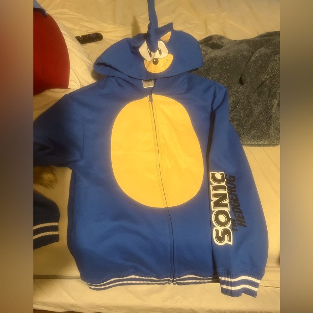Sonic zip up hoodie